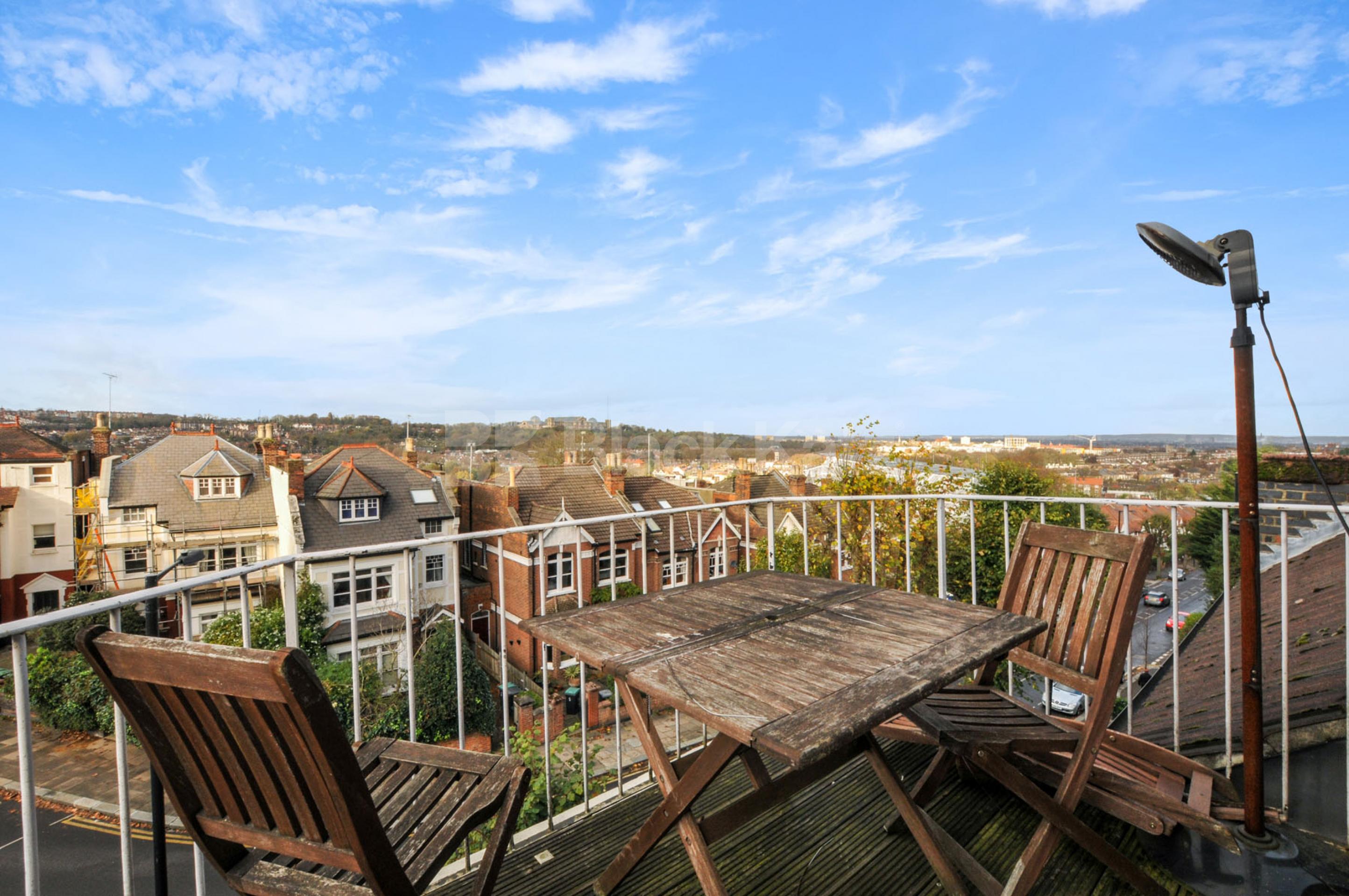 			High spec 2 bedroom property in fantastic location, 2 Bedroom, 1 bath, 1 reception Flat			 Wolseley Road, CROUCH END N8
